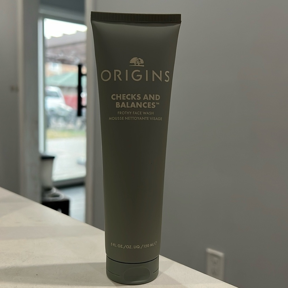 NEW Origins Checks and Balances Frothy Face Wash